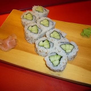Cali & Cucumber Roll @