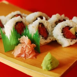 Chicken & Spicy Tuna Roll (Dinner)